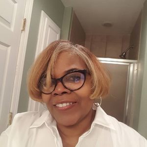 Meet your Posher, Brenda